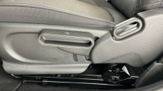 MINI Hatchback 1.5 Cooper Classic Premium 5dr Auto Petrol Hatchback